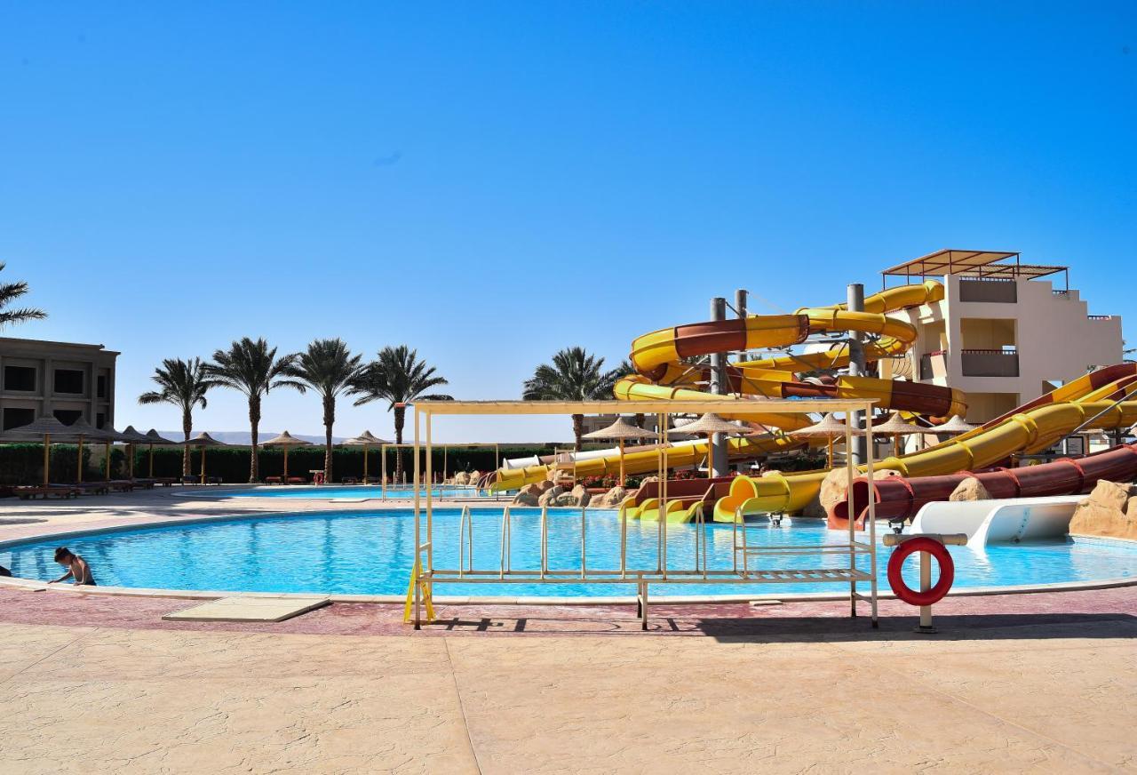 Apartements At Karma & Aqua Park